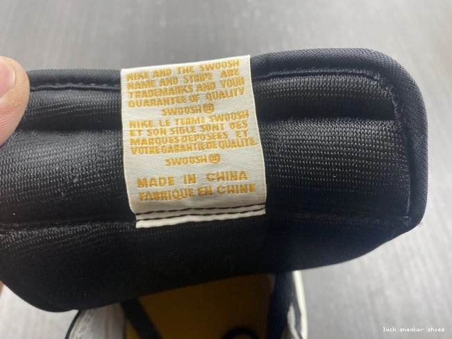 Cheap LUCY Jordan 555088-711 OG Toe Yellow High 1 Air 0630